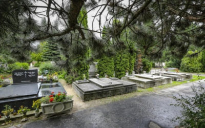 Több intézkedéssel segítik az emlékezni érkezőket a temetőkben