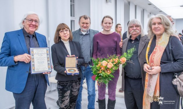 A Székesfehérvári Művészek Társaságát díjazták