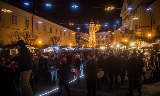 Péntekig  jelentkezhetnek a vendéglátósok a Fehérvári Adventre
