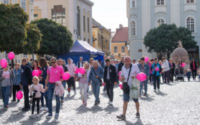 Szombaton lesz a mellrák elleni séta a Belvárosban