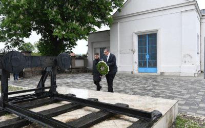 Néma koszorúzás a holokauszt magyarországi áldozatainak emléknapján
