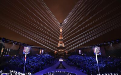 Olimpia 2024: Zidane kezdte, Celine Dion zárta a megnyitót, fellobbant a láng Párizsban!