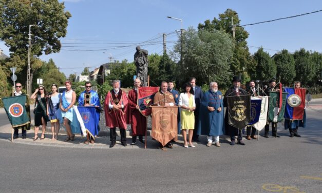 Kárpát-medencei borrendek találkoztak Székesfehérváron