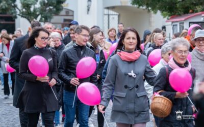 Mellrák elleni séta a Belvárosban – tizennyolcadik alkalommal hívták fel a figyelmet a megelőzésre