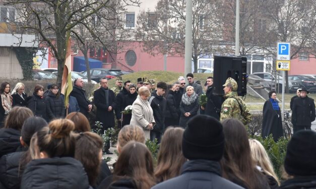 Megemlékezés a Kommunizmus Áldozatainak Emléknapján