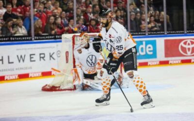 Jégkorong: ex-NHL-es kanadai támadóval komplett a Volán légióskontingense