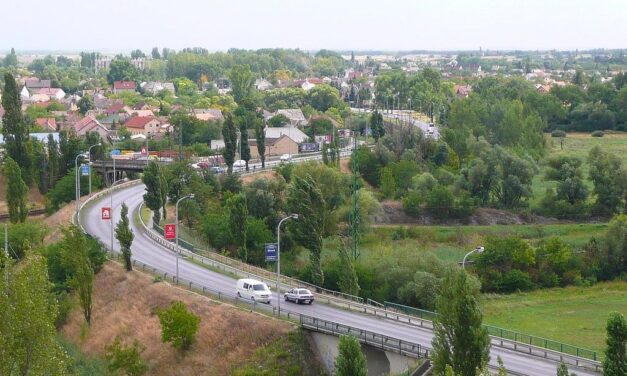 Útkarbantartás miatt szombaton lezárják a Balatoni úti felüljárót