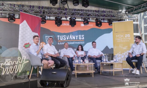 Jól pörög Tusványos – fiatalbarát önkormányzatok a Kárpát-medencében