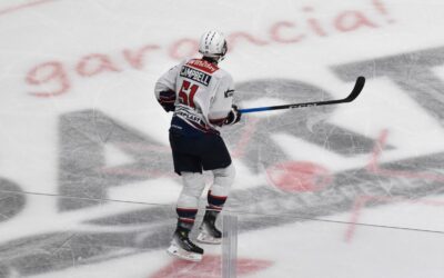 Jégkorong: Reijola után Campbell is újabb egy évre írt alá a Volánhoz