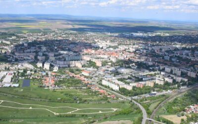 Vargha Tamás: jönnek a fejlesztések – Móri út, Bakony utcai átkötés, szabadidőpark és belvárosi felújítások
