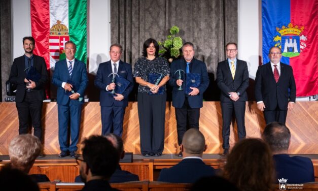 Átadták a vármegyei Prima-díjakat – Nagy Zoltán Péter, Őze Áron és Dr. Szántó István is díjazott