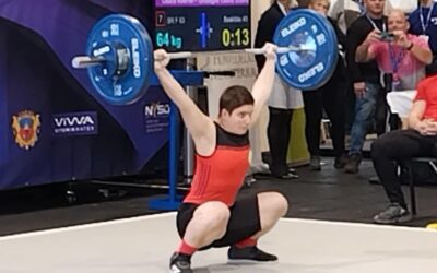 15 évesen a felnőtt ob élmezőnyében végzett az FRC súlyemelő tehetsége