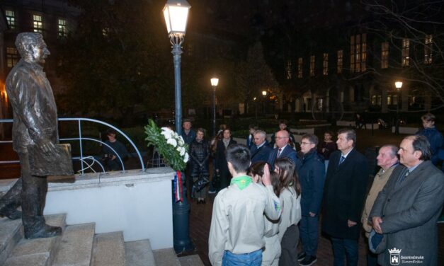 A Ciszterci Szent István Gimnáziumban emlékeztek a 150 éve született Klebelsberg Kunora