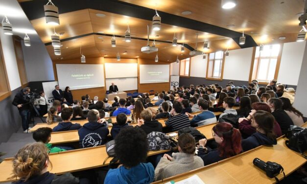 Harmadszor is sikeres volt a Teleki gimi TDK Fesztje