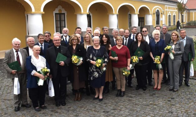 Vármegyenap Rácalmáson – Károlyi György és Simon László (posztumusz)