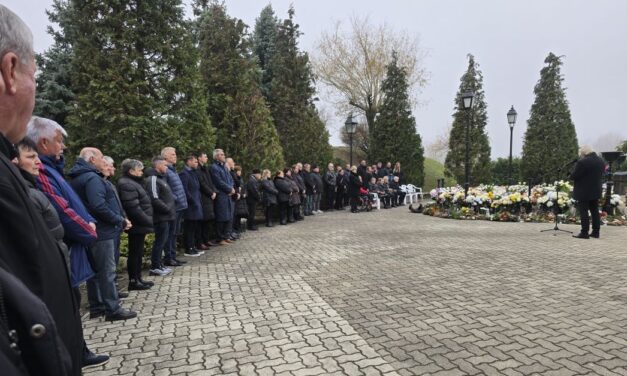 Végső búcsút vettek a Vidi ikonjától