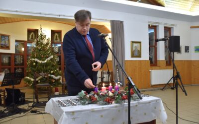 Kisfaludon is fellobbant az utolsó adventi gyertya lángja