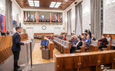 Bemutatták Fehérváron a koronázó bazilikáról szóló két új kötetet