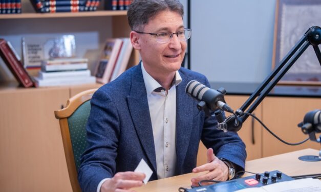 Játékos Podcast – évet értékelt Fehérvár polgármestere