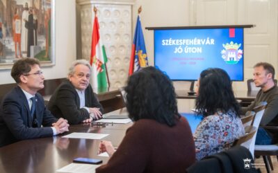 Dr. Cser-Palkovics András, Vargha Tamás: jöhetnek az útfejlesztések!