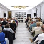 A rutinos parancsnok és a tehetségtelen újonc „tűzoltó” esete a Polgári Mulatóban