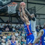 Férfi kosár: távolodóban a hajó, hazai pályán nagy pofont kapott az Alba a Pakstól