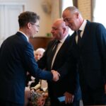 Átvették megbízóleveleiket, majd a polgármesterrel egyeztettek az új képviselők