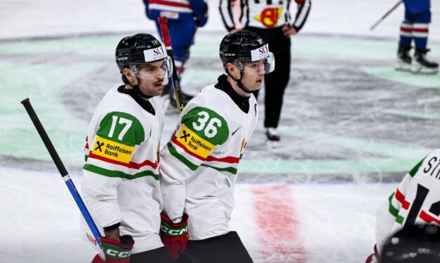 Hoki vb: Erdély Csanád duplázott az olimpiai és vb-címvédő ellen, de nyert az USA