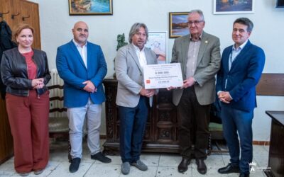 Hatmillió forintos adomány a Szent György Kórház alapítványának