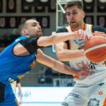 Alba: válogatott center a fedélzeten – Meleg Gergő kék-fehérben folytatja!