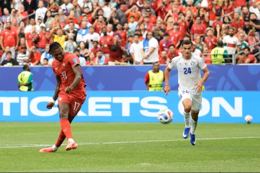 FIFA_vb_26_Por_Uzb_Leao