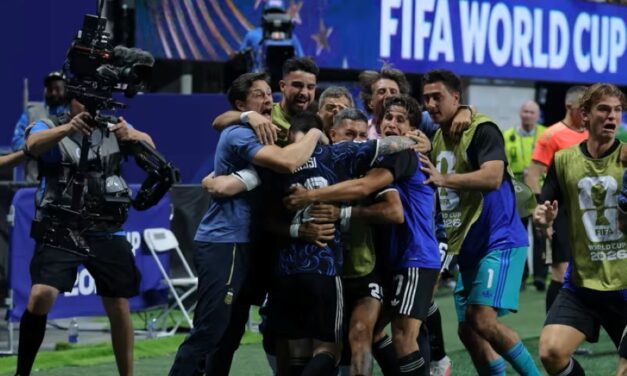 Foci vb: Messi az angolok ellen gólpasszokkal repítette Argentínát, jöhet a spanyol-argentin döntő!