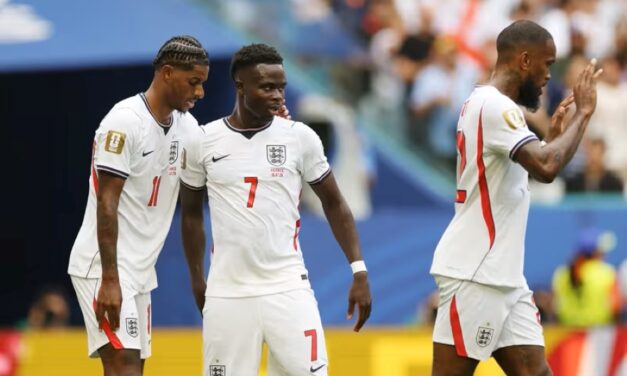 Foci vb: francia alibizés után parádé, de az angoloké a bronzérem