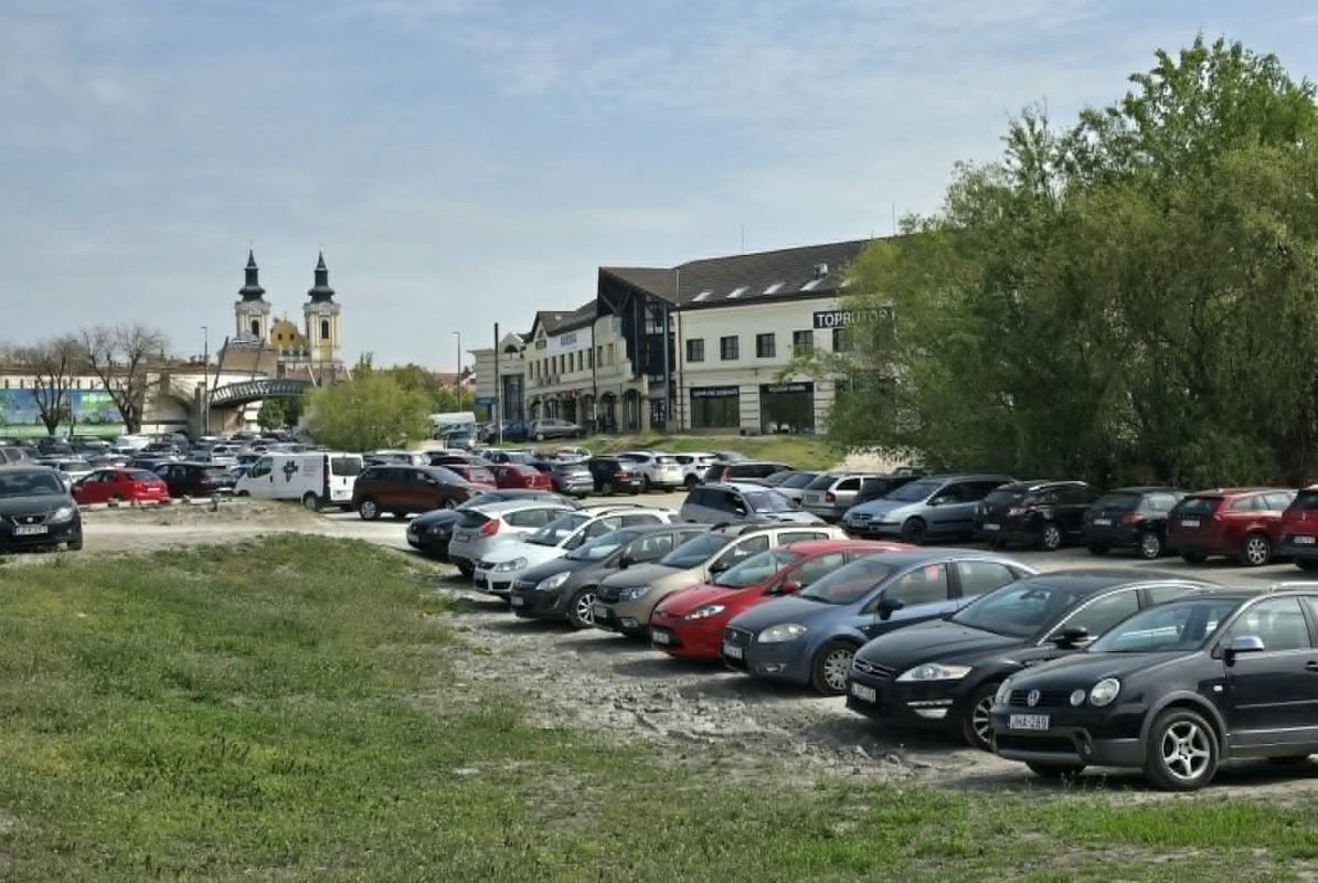 Parkolo_Szfv_26_2_murvas