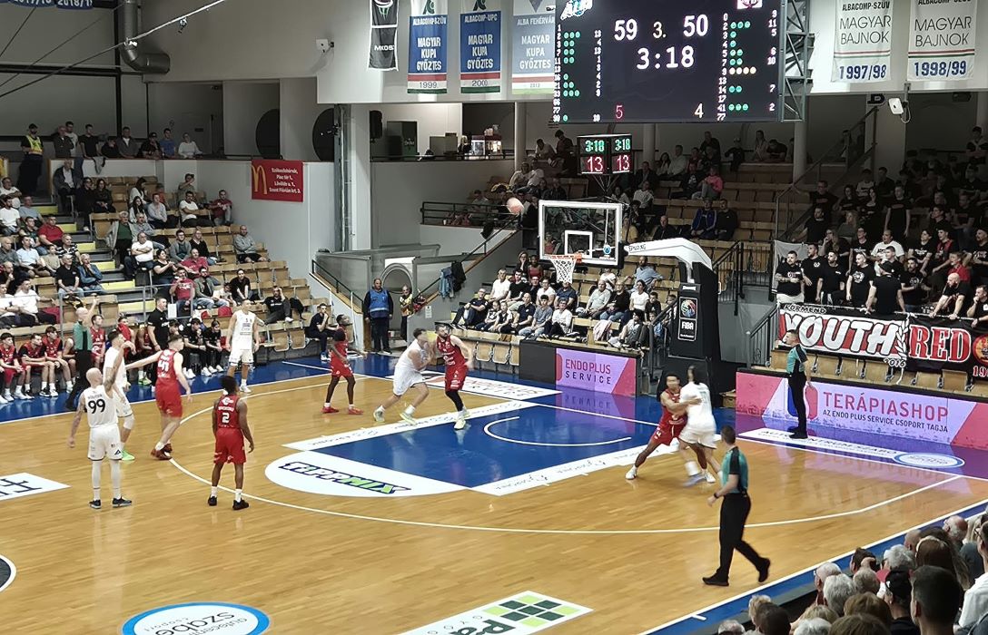 Alba_26_27_Kormend2