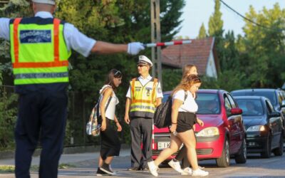 Tanévkezdés – Székesfehérváron is kiemelten figyel a rendőrség az iskolák környékére